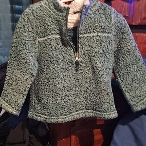 !!. Girls 3T. Cozy Green  Pullover